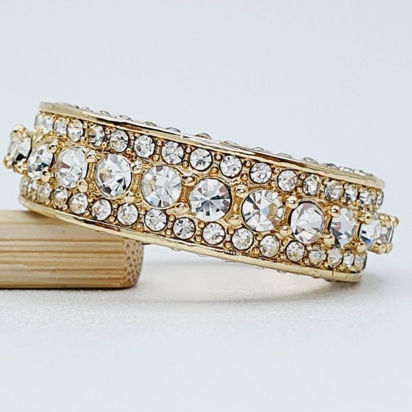 💥Eternity Band 18K Gold Plated Cubic Zircon Engagement Rings forWomen,UN… - Picture 14 of 15